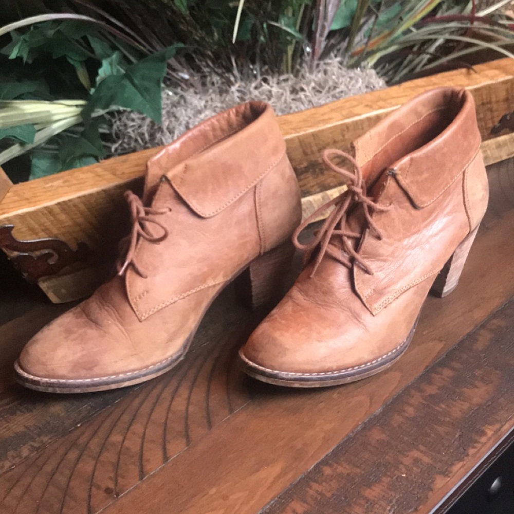 Steve Madden boots